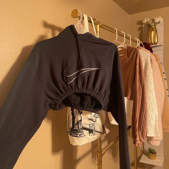 Nike Sweaters - Cropped Nike Hoodie / With Fitted Waist Band